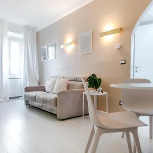  Appartamento Joivy Vibrant Flat For 4 Near Parks, In Navigli Italia